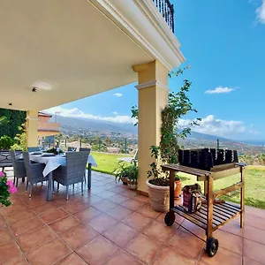 villa-humboldt.in-canary-islands.com/