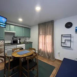https://apartamento-rovellat-casco-antiguo.catalonia-hotels.com